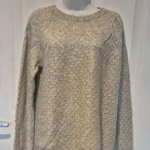 Talbots PointelleTextured Knit Sweater in Gray Cloud. Size L